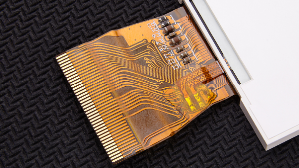 SABIC推出适用于 PI 膜的高纯度二酐产品SD<i style='color:red'>1100</i>P助力提升5G设备速率